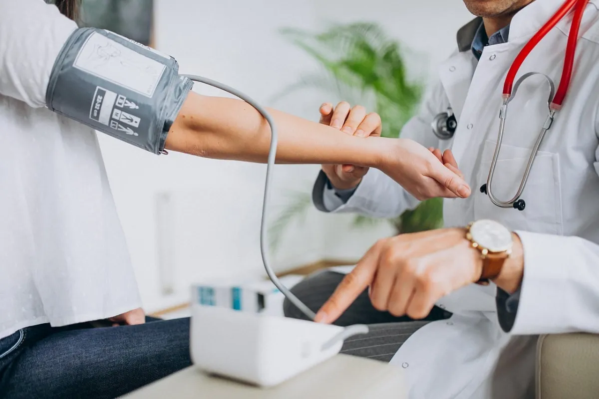 AOK Health Insurance for International Students: Statutory Coverage Guide