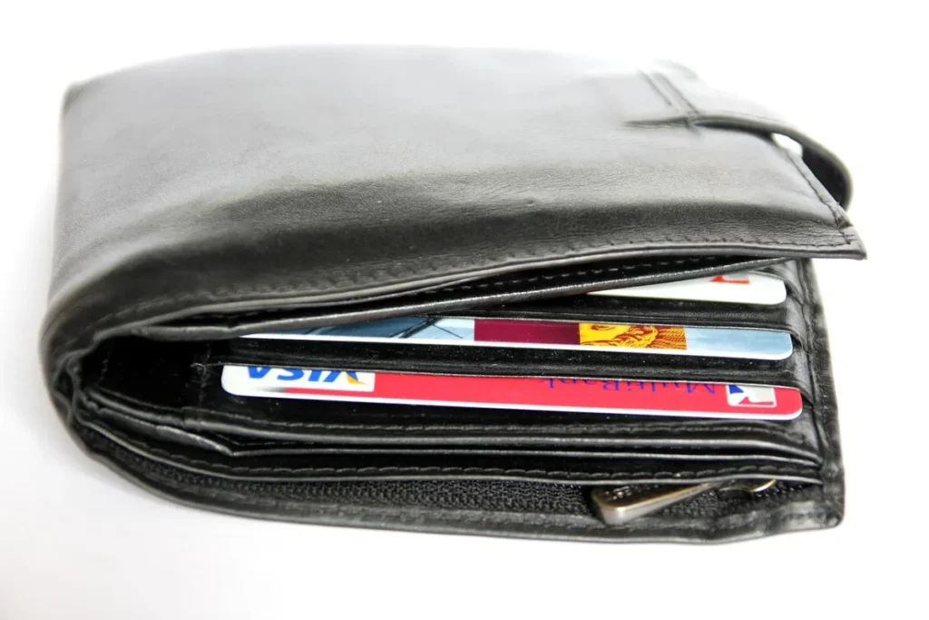 Sim card: Wallet, credit cards and pay