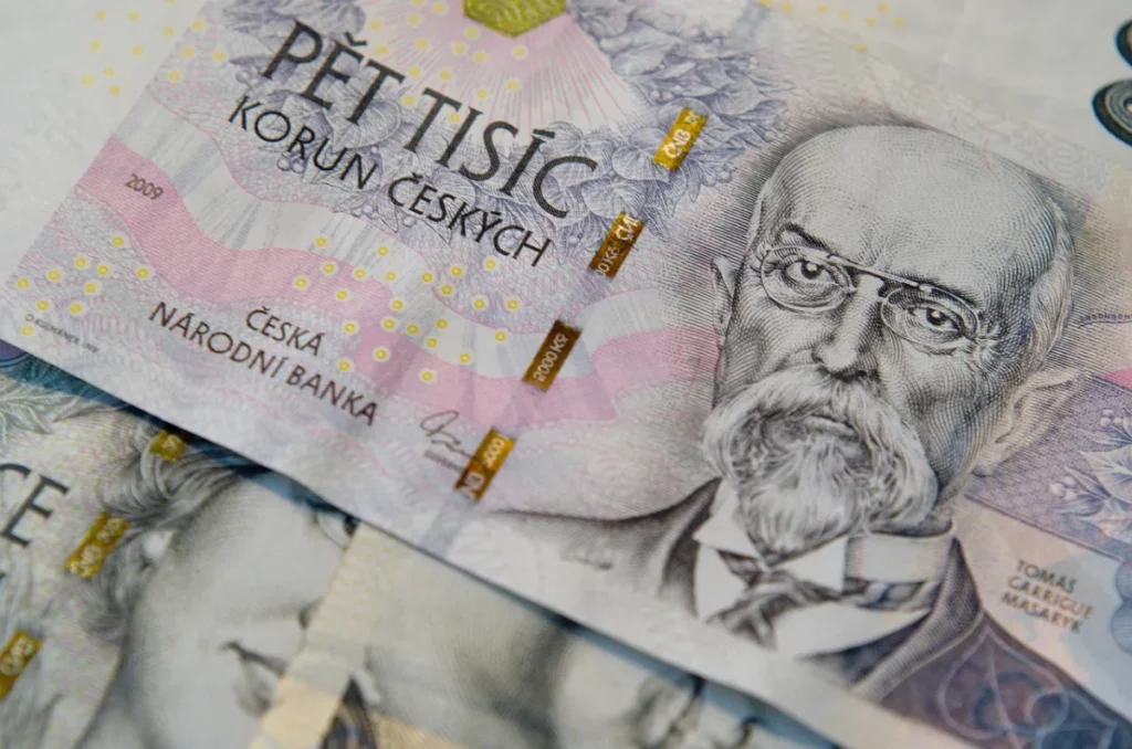 Cost of living: Money, cash and czech crowns